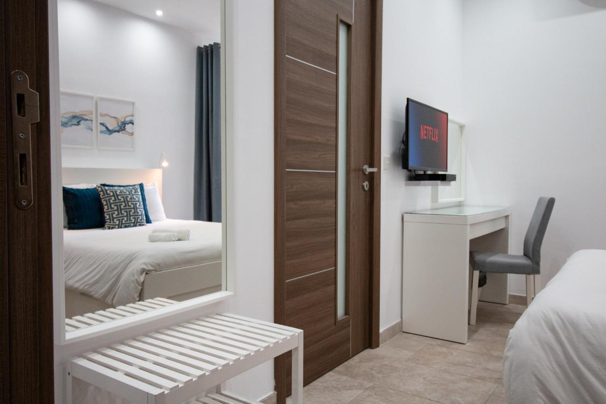 Sandstone Apartment 17 Marsaskala Bagian luar foto
